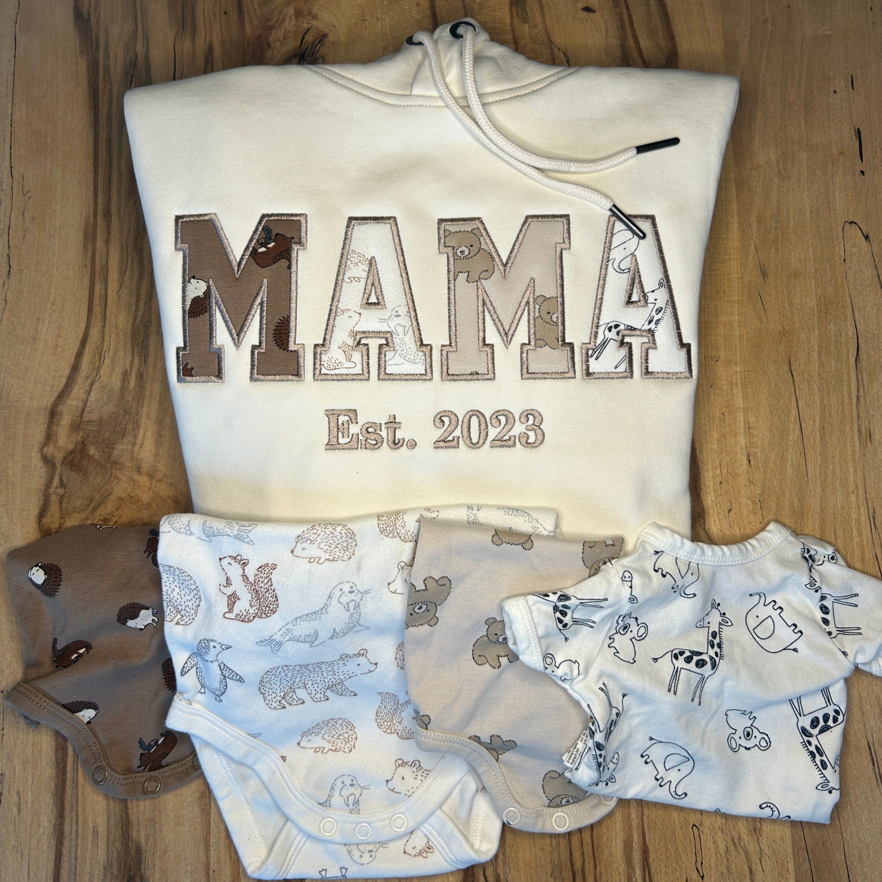 Erinnerungspullover aus Babykleidung