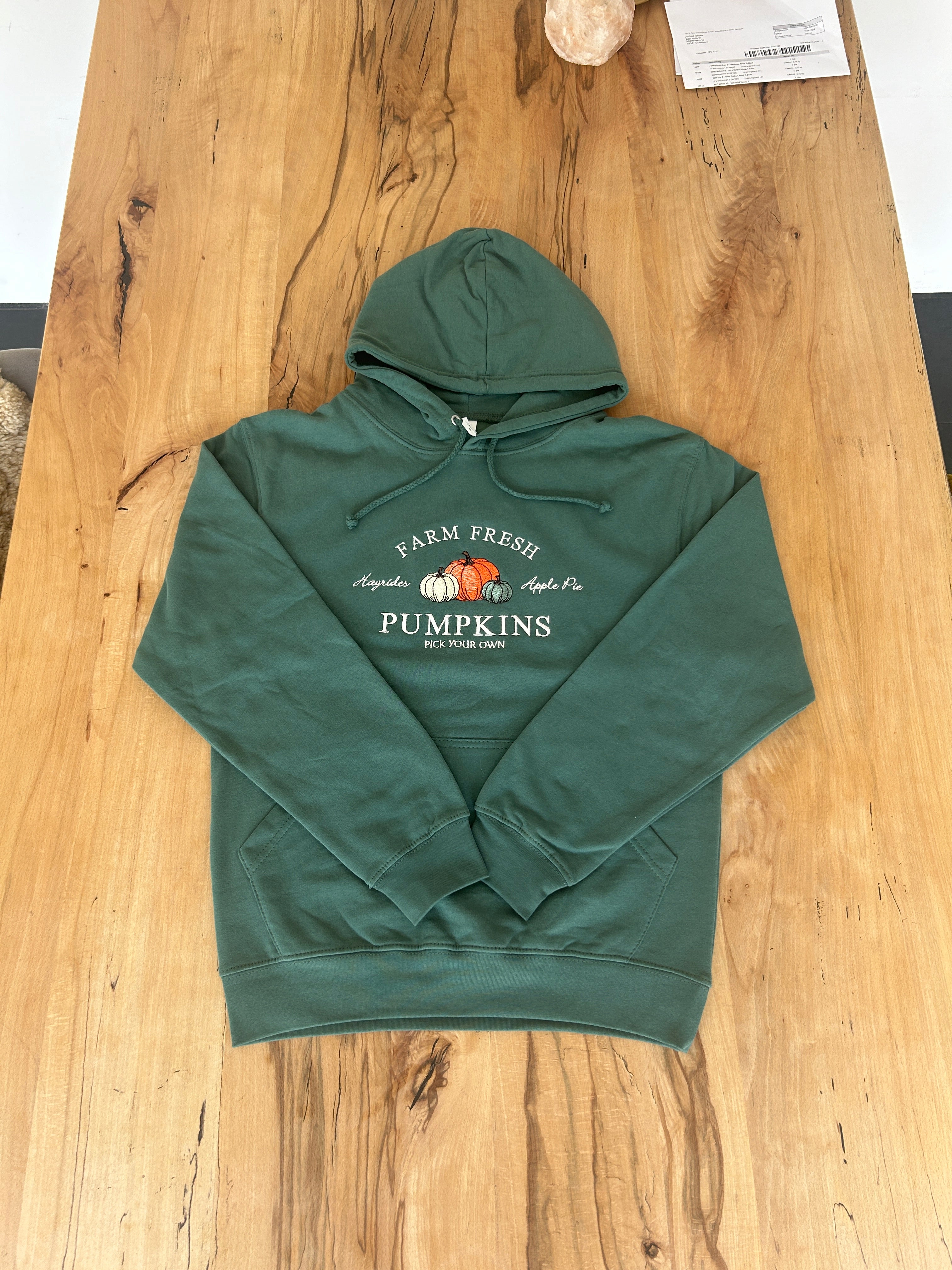 Personalizable sweatshirt, embroidered, individual, sustainable and ecological