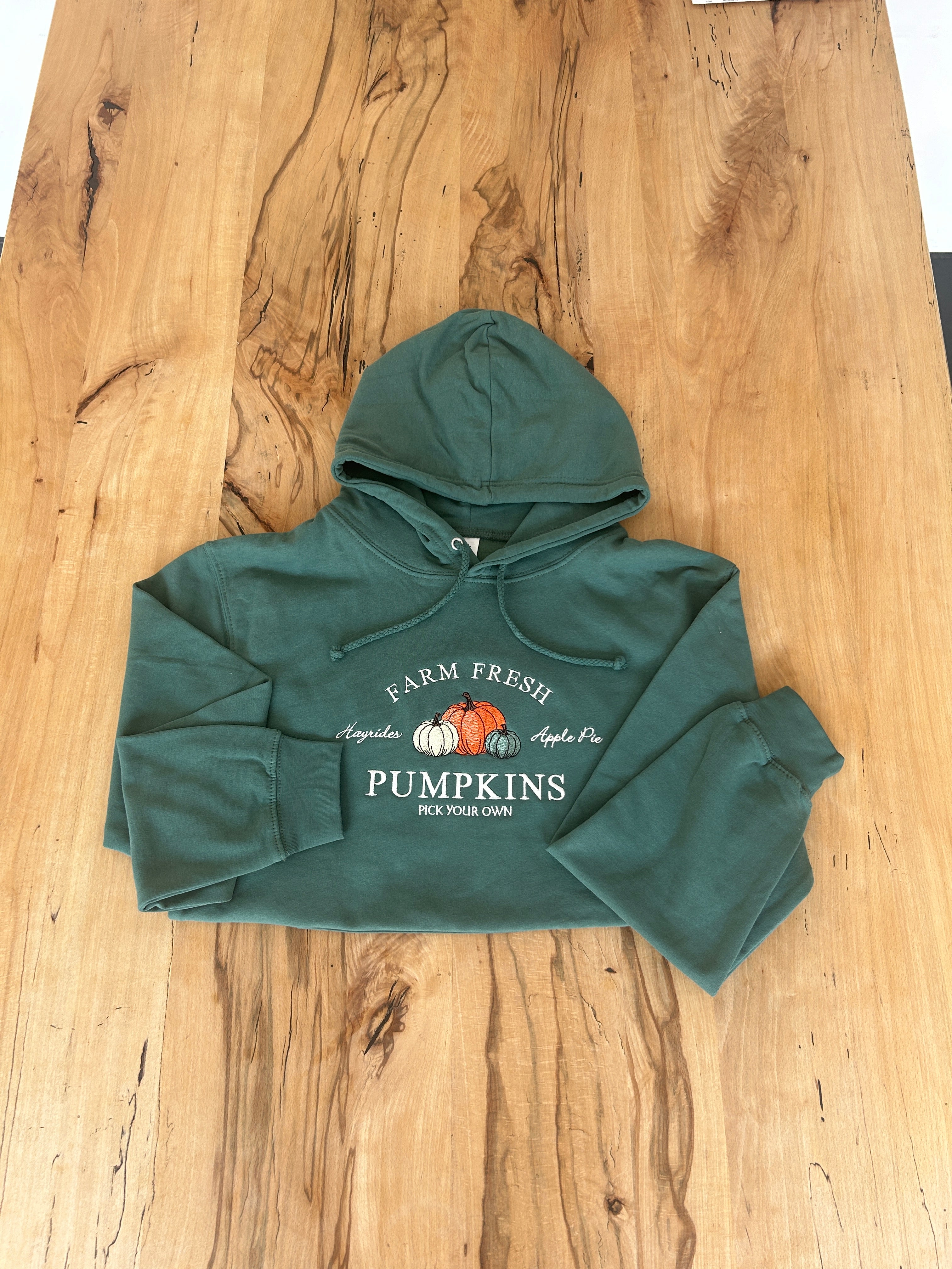 Personalizable sweatshirt, embroidered, individual, sustainable and ecological