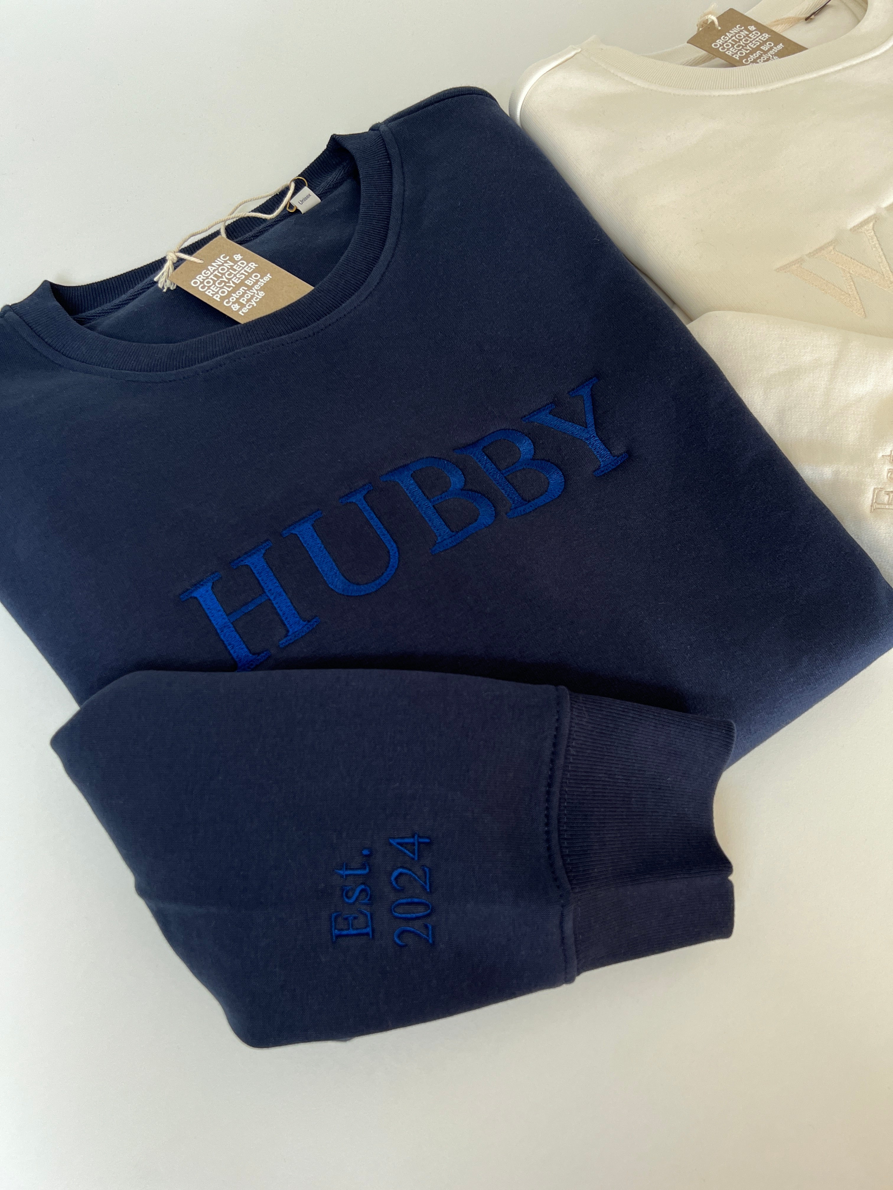 Personalizable sweatshirt, embroidered, individual, sustainable and ecological