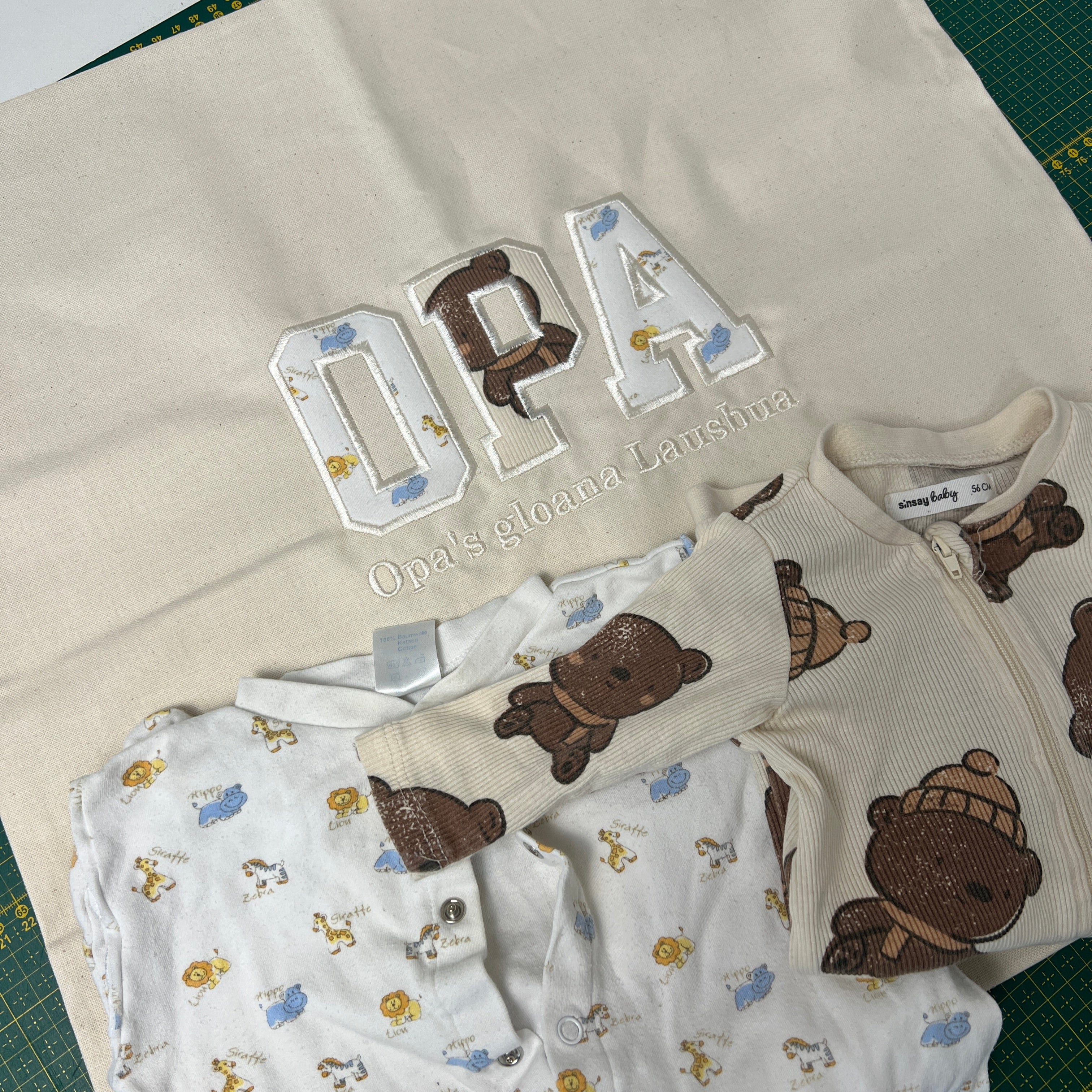 Erinnerungskissen aus Babykleidung