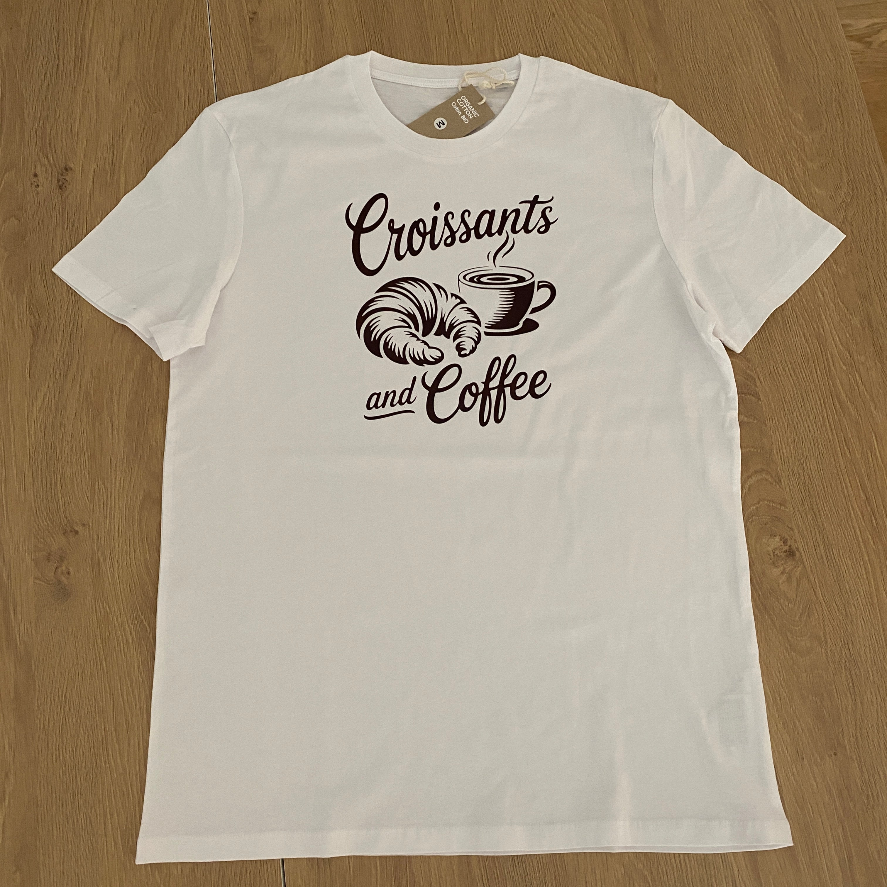 Croissants and Coffee – T-Shirt aus Bio-Baumwolle