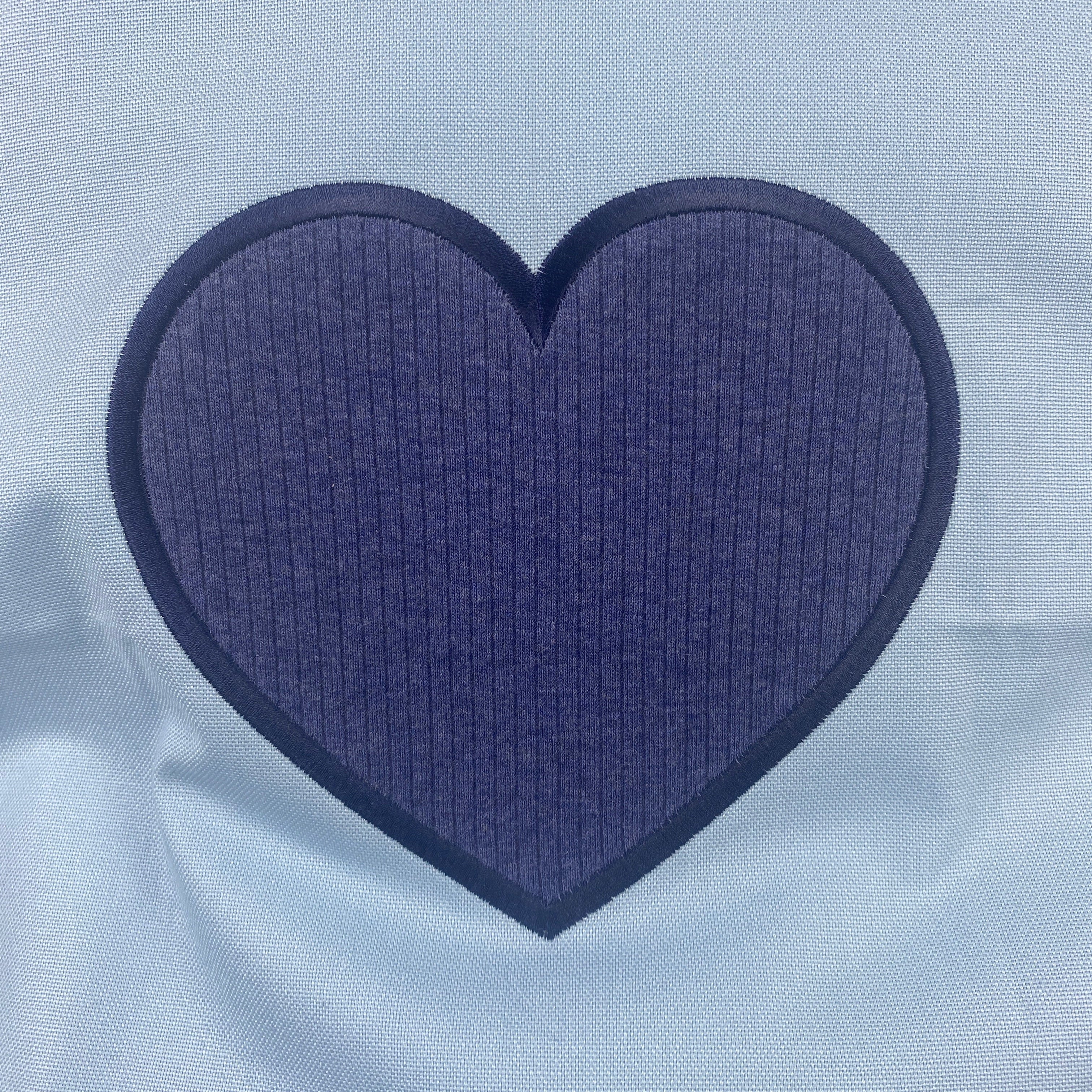 Personalizable sweatshirt, embroidered, individual, sustainable and ecological