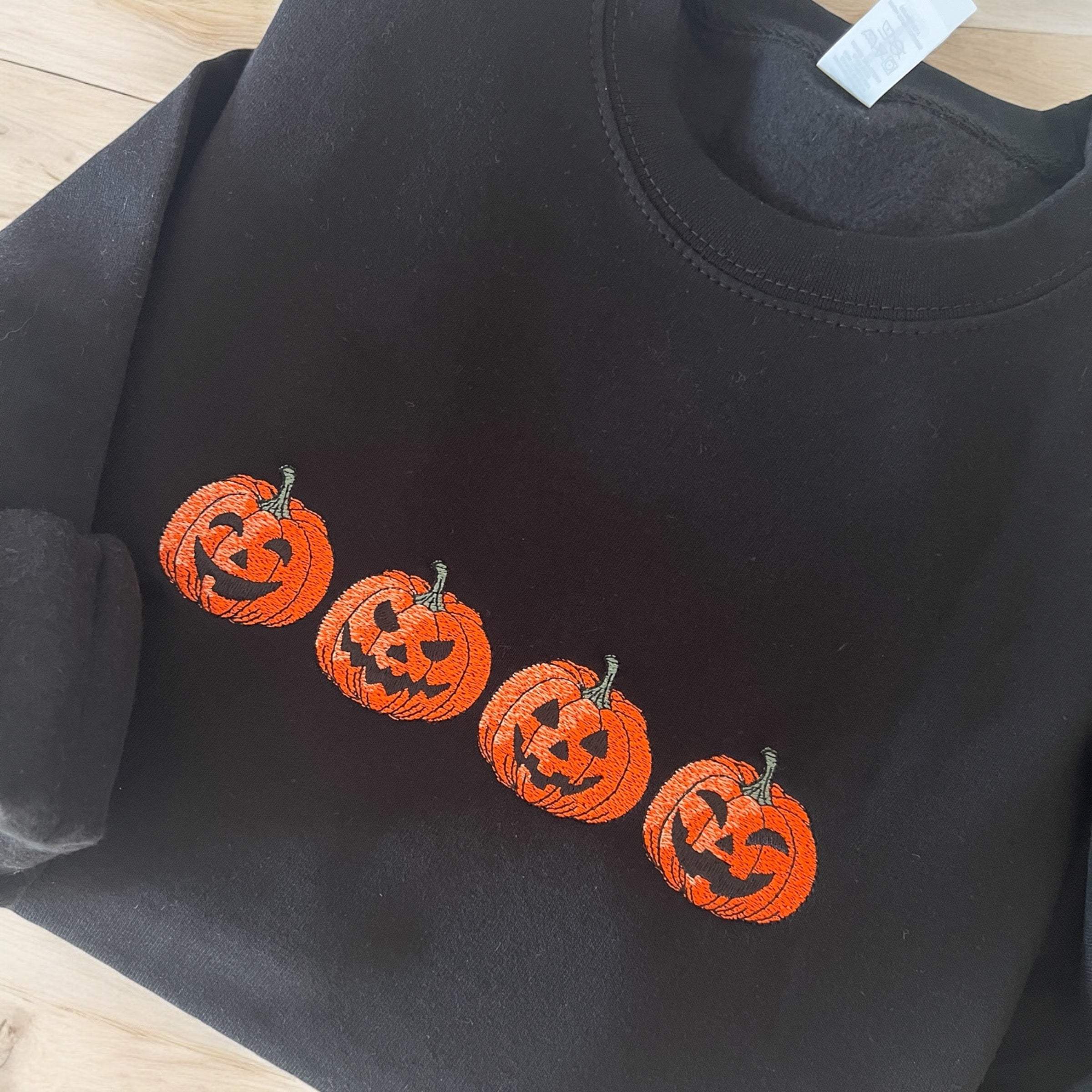 Personalizable sweatshirt, embroidered, individual, sustainable and ecological
