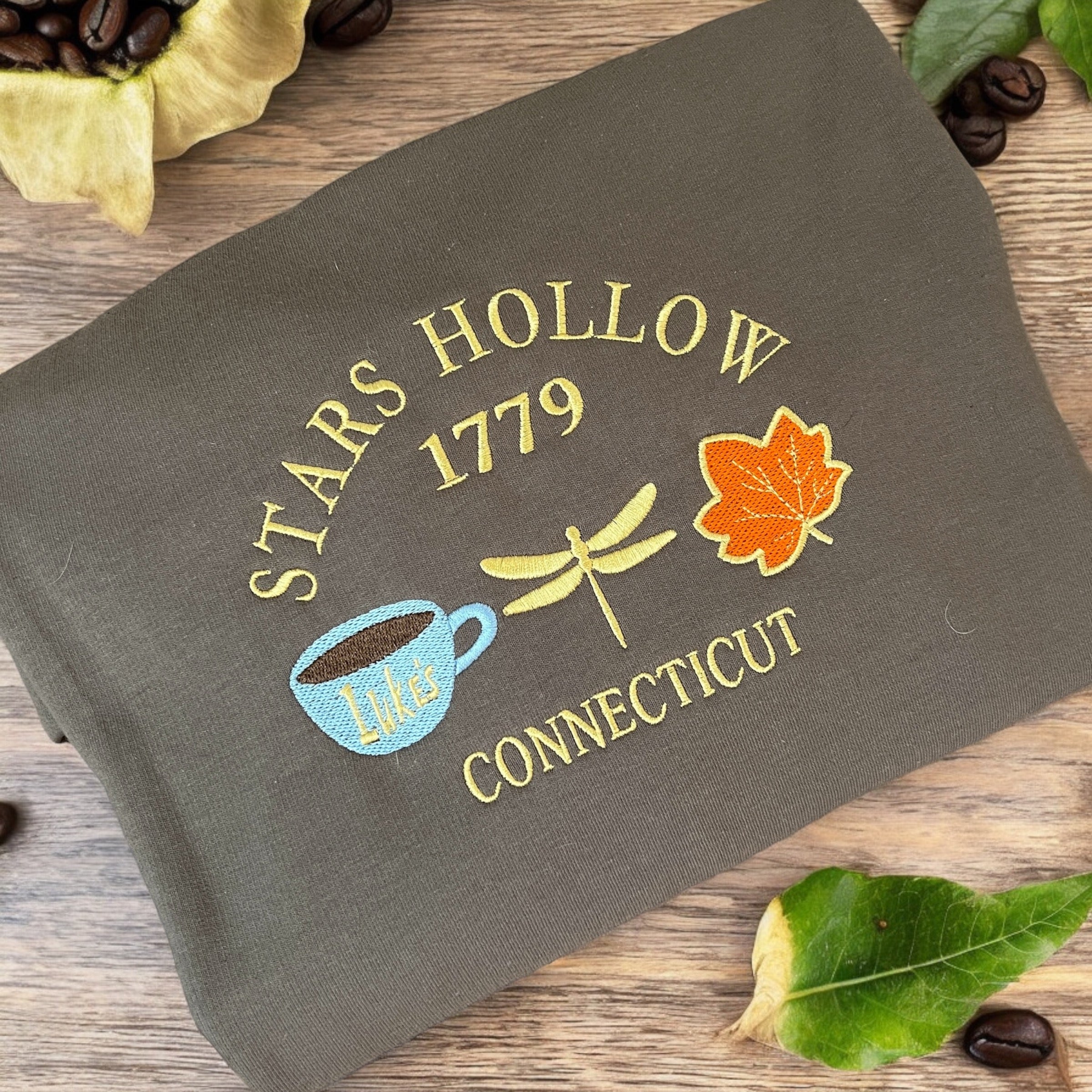 Personalizable sweatshirt, embroidered, individual, sustainable and ecological