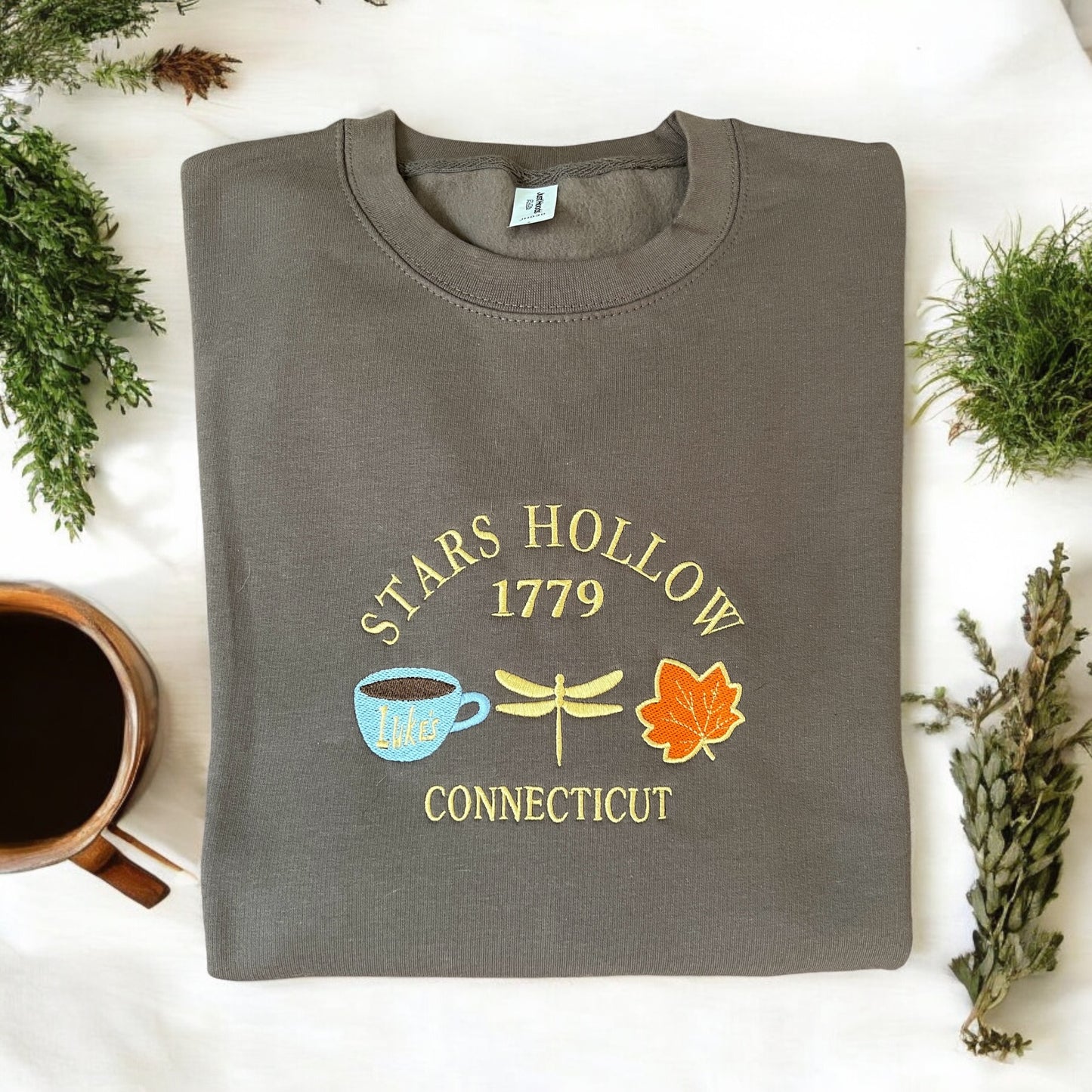 Personalizable sweatshirt, embroidered, individual, sustainable and ecological